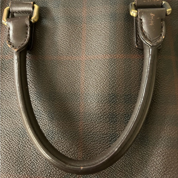 Burberry Tote with zipper closing short handles and shoulder strap - Picture 11 of 13